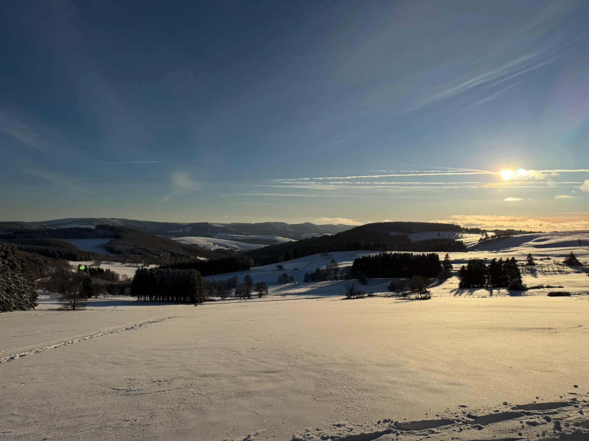 Winterliche Rhön-Landschaft im Schneepanorama
